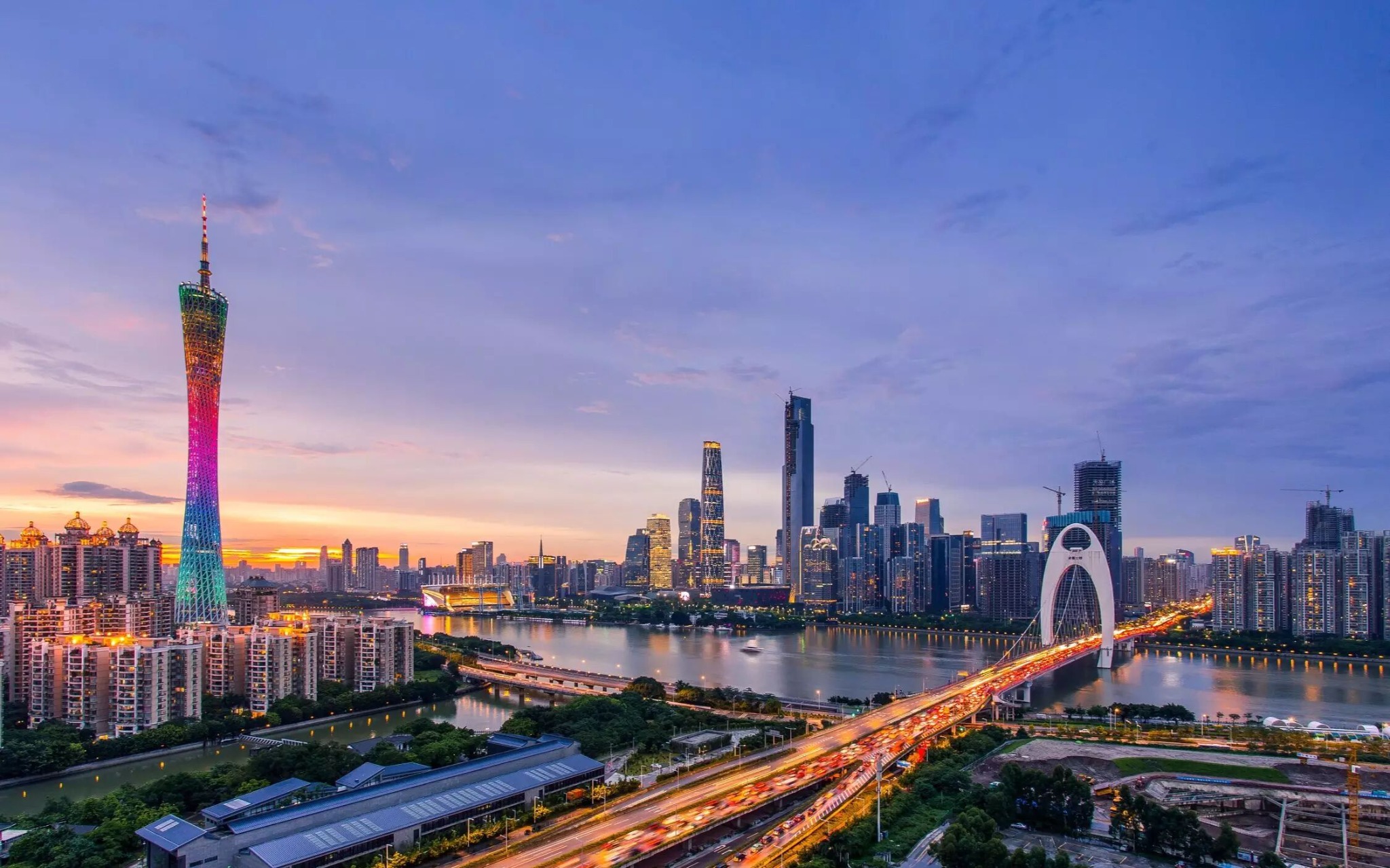 Pearl River, Canton Tower, Liede Bridge and Guangzhou CBD at dusk